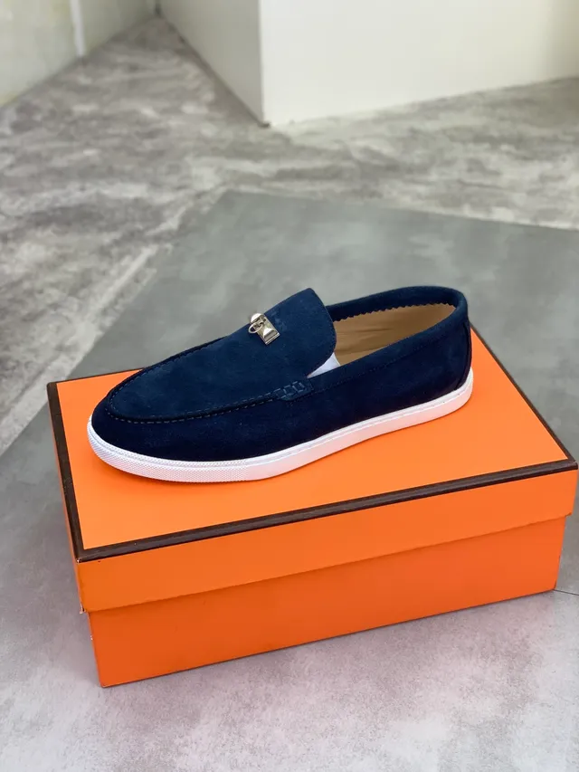 Hermès Oran Loafer daim navy blanc boucle H métallique hardware 4