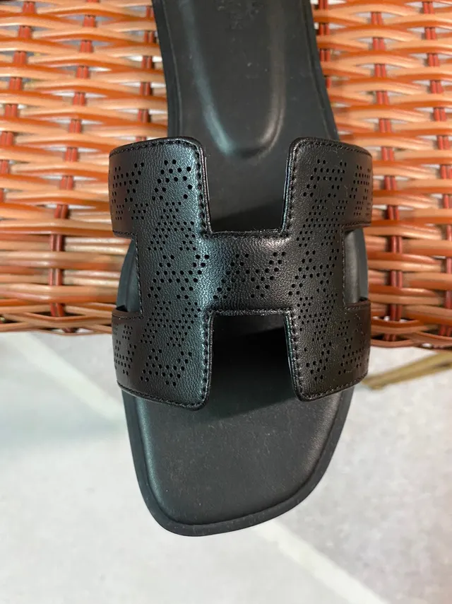 Hermès Oran Perforated H-Strap Black Leather Slippers 5