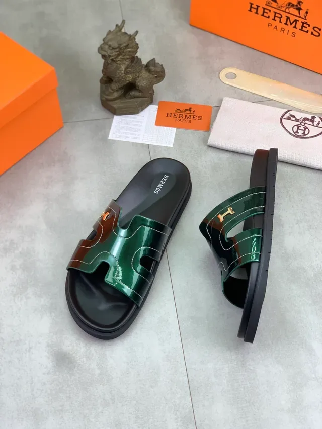 Hermès Oran Slide Black Patent Leather Slippers 8