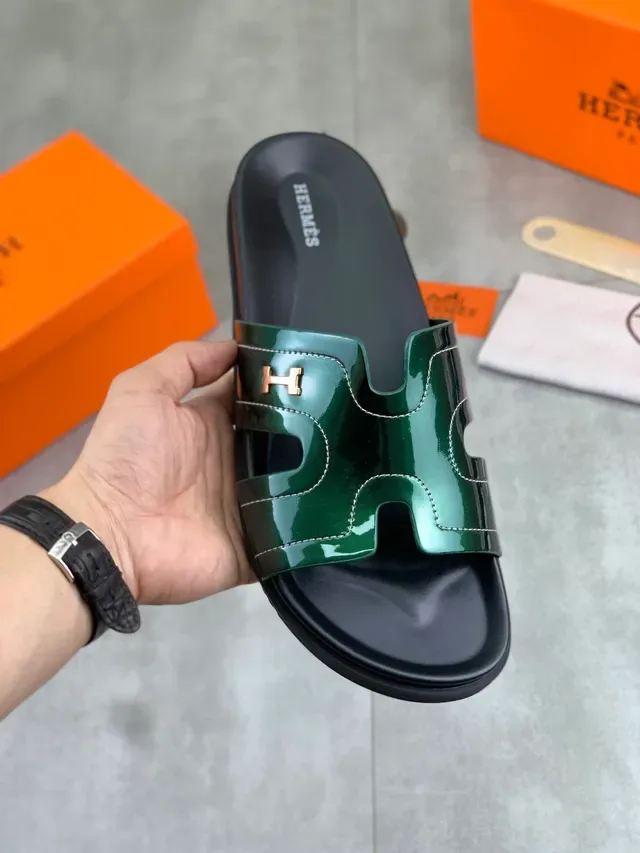 Hermès Oran Slide Black Patent Leather Slippers 19