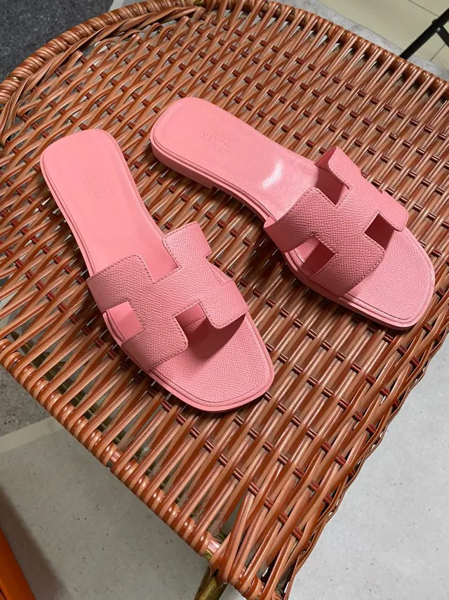 Hermès Oran Slide Pink Textured Leather Slippers 4