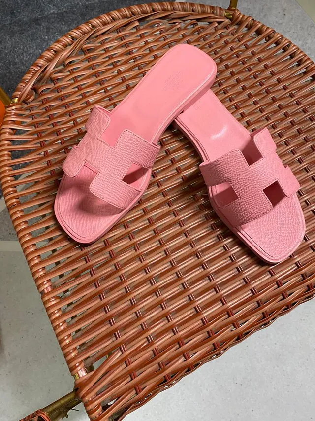 Hermès Oran Slide Pink Textured Leather Slippers 5