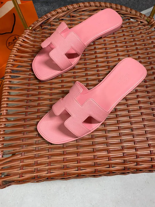Hermès Oran Slide Pink Textured Leather Slippers 6