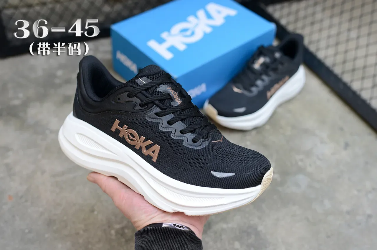 Hoka Tênis de Corrida Preto Dourado Malla Engineered Meia Sola Branca Grossa 3