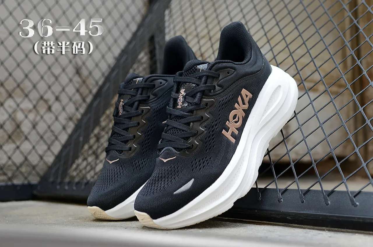 Hoka Tênis de Corrida Preto Dourado Malla Engineered Meia Sola Branca Grossa 5