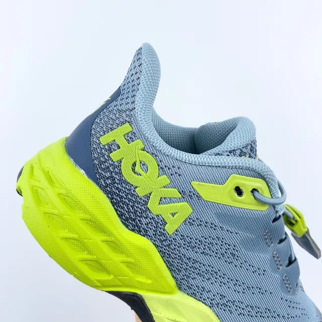 Hoka Tênis de corrida com upper de knit engenheirado superior, midsole chunky cushionado roxo rosa 11