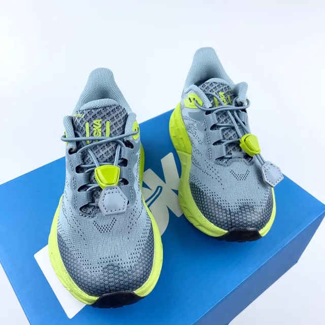Hoka Tênis de corrida com upper de knit engenheirado superior, midsole chunky cushionado roxo rosa 13