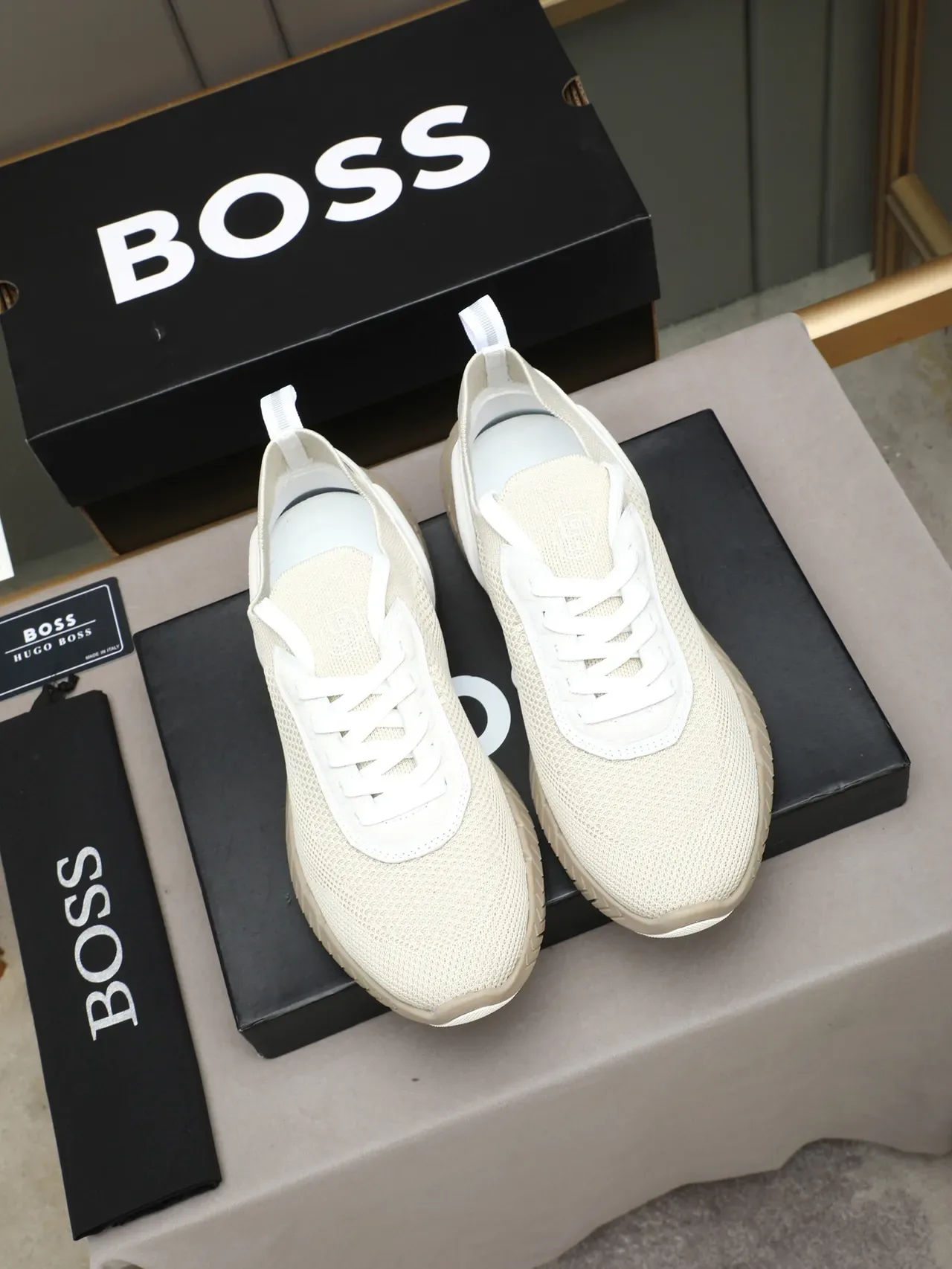 Chaussures lifestyle Hugo Boss beige en tricot et suède 2