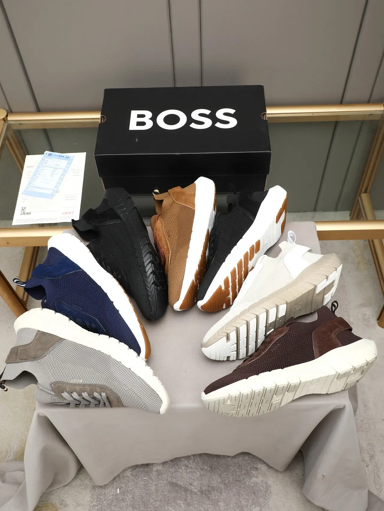 Hugo Boss Chaussures grises brunes avec upper en maille tricotée, accents en panel de daim 2