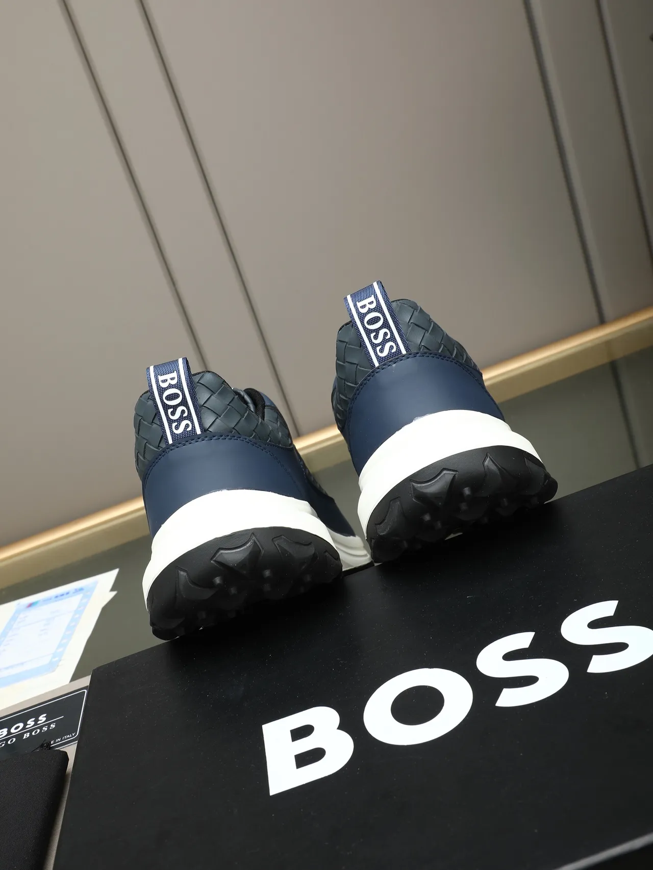 Hugo Boss Sneaker lifestyle en cuir tressé navy et gris 3