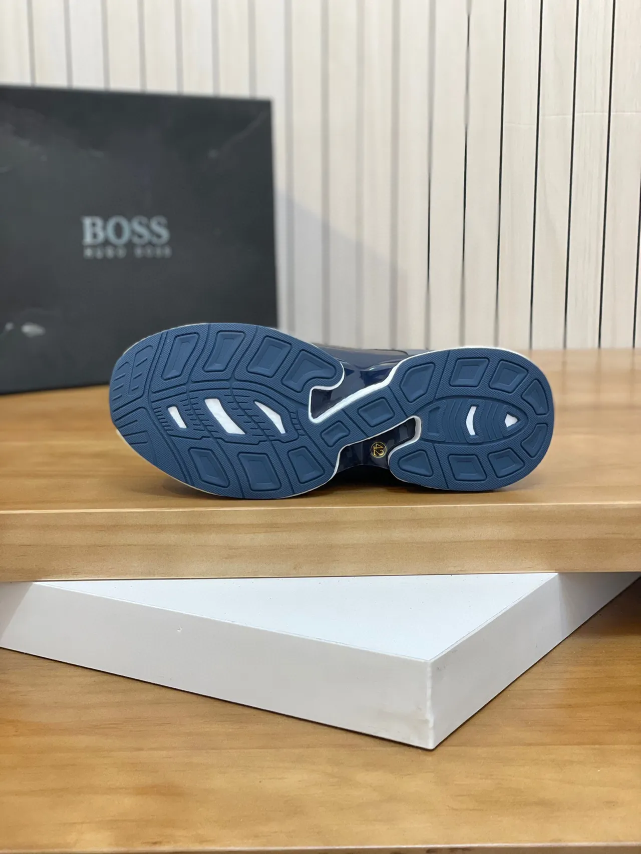 Hugo Boss Sneakers Marine Tricot cotelé Style de vie 2