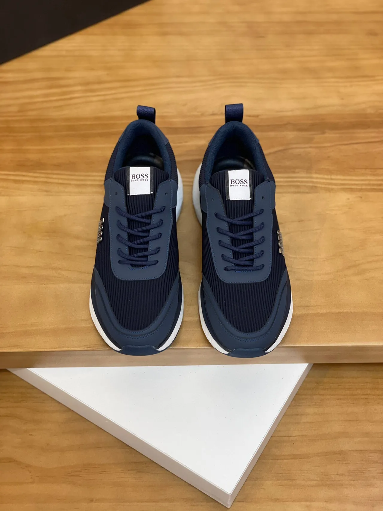 Hugo Boss Sneakers Marine Tricot cotelé Style de vie 3