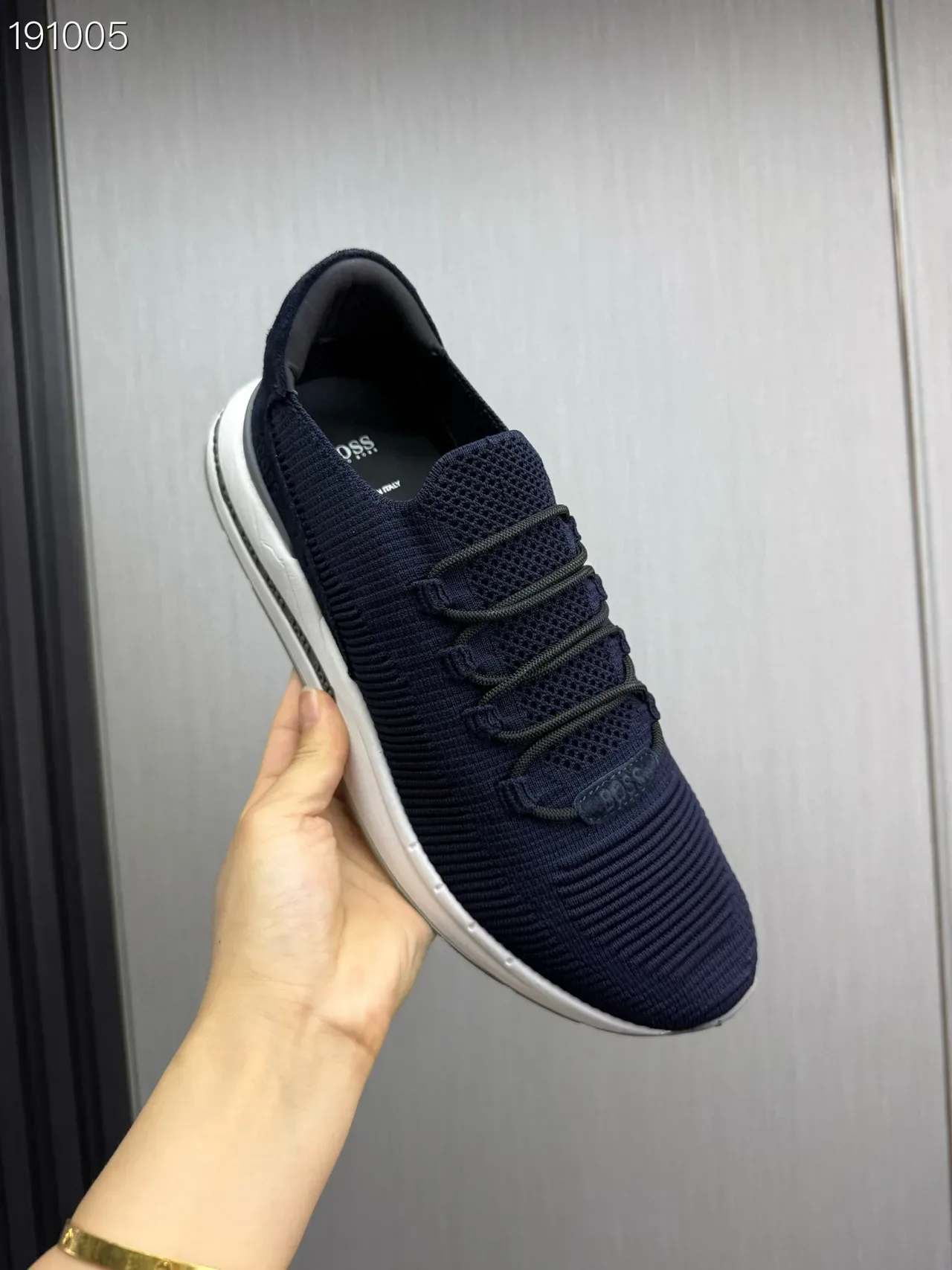 Hugo Boss حذاء رياضي بحري أبيض بـ knit sock-fit upper ونظام التسلسل المتكامل 4