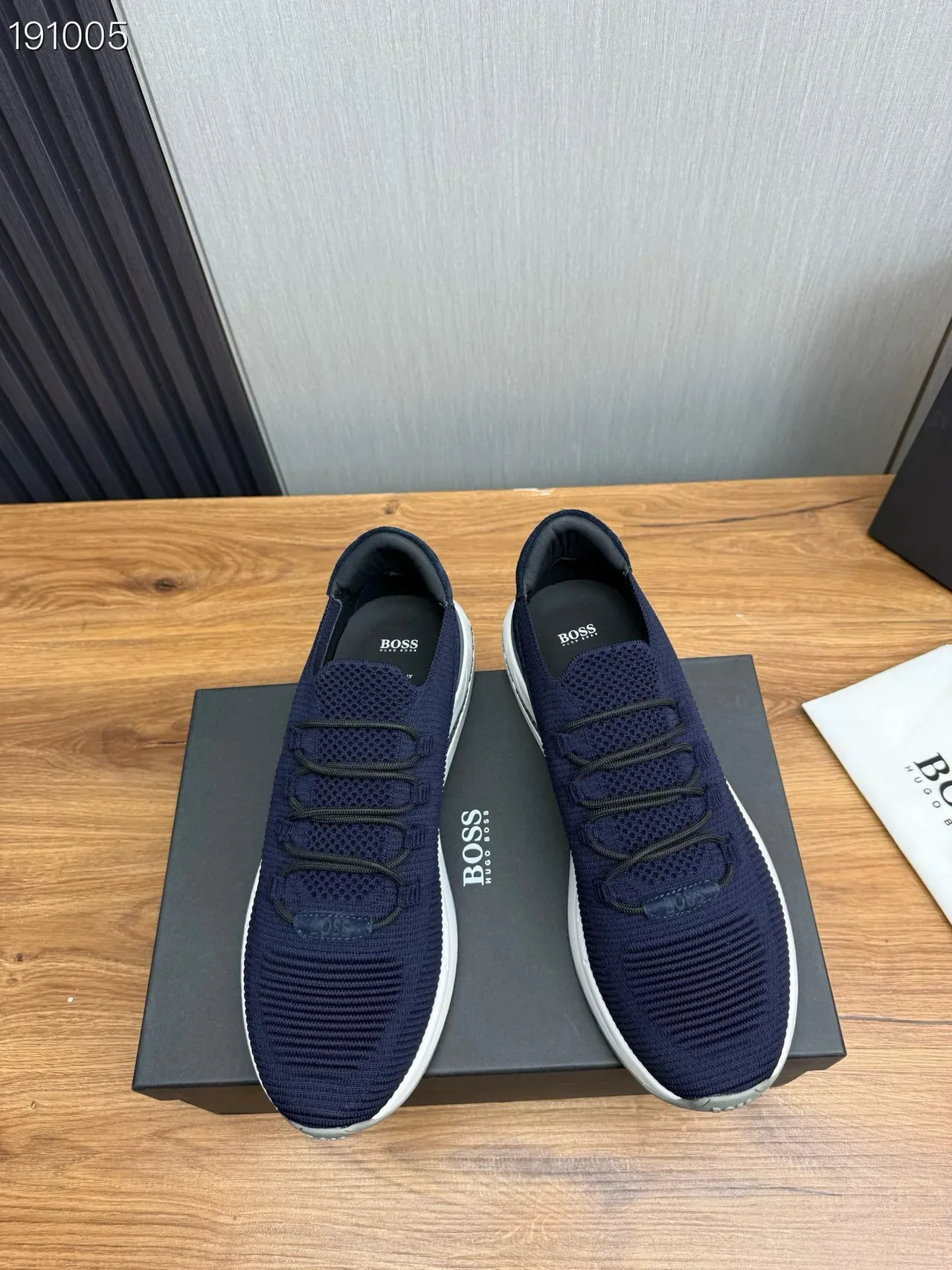 Hugo Boss حذاء رياضي بحري أبيض بـ knit sock-fit upper ونظام التسلسل المتكامل 7
