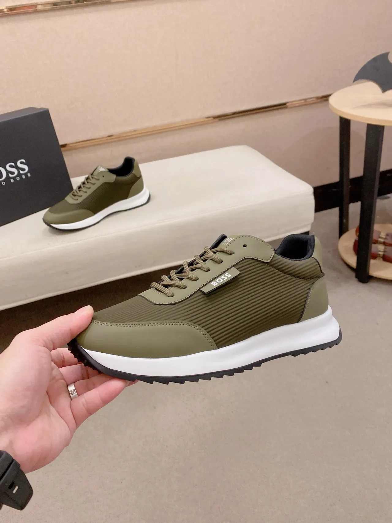 Hugo Boss Sneakers Lifestyle Textil Vert Olive Ribbé 3