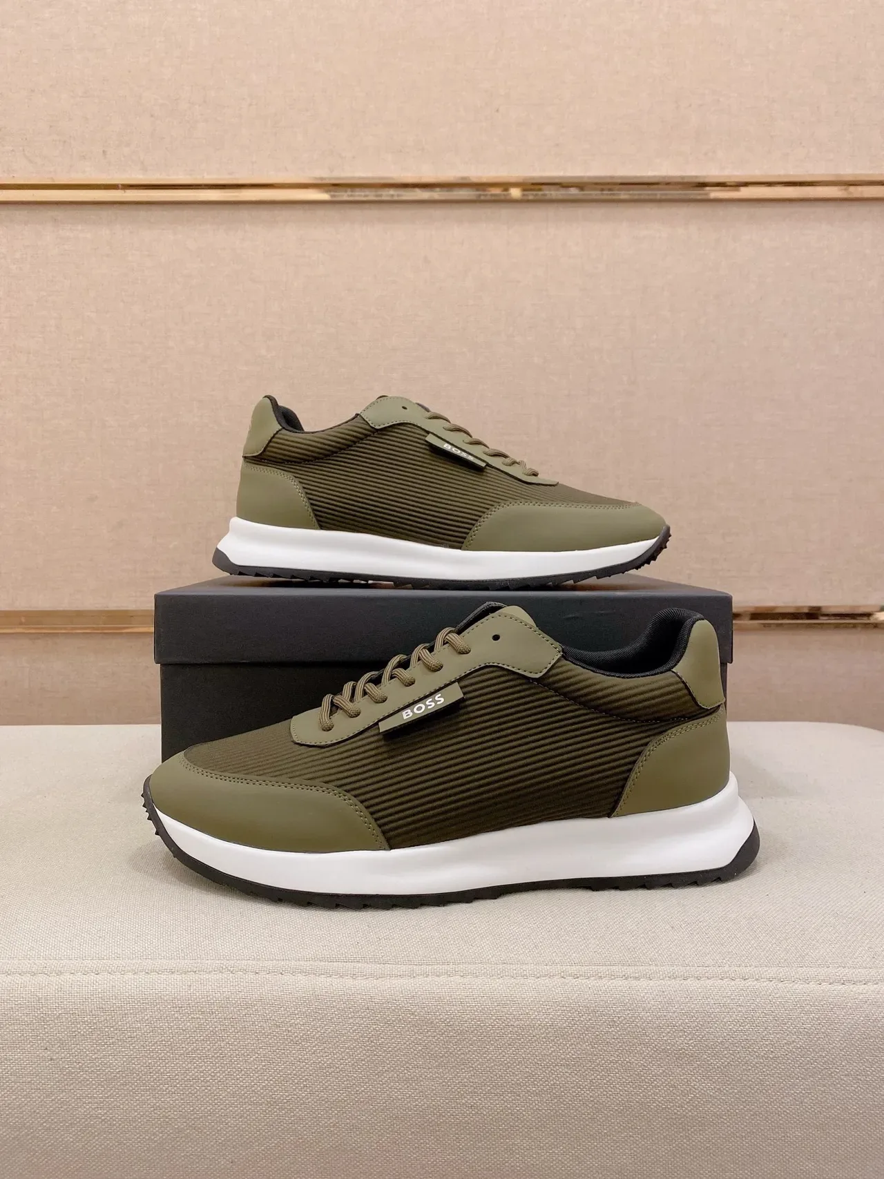 Hugo Boss Sneakers Lifestyle Textil Vert Olive Ribbé 7