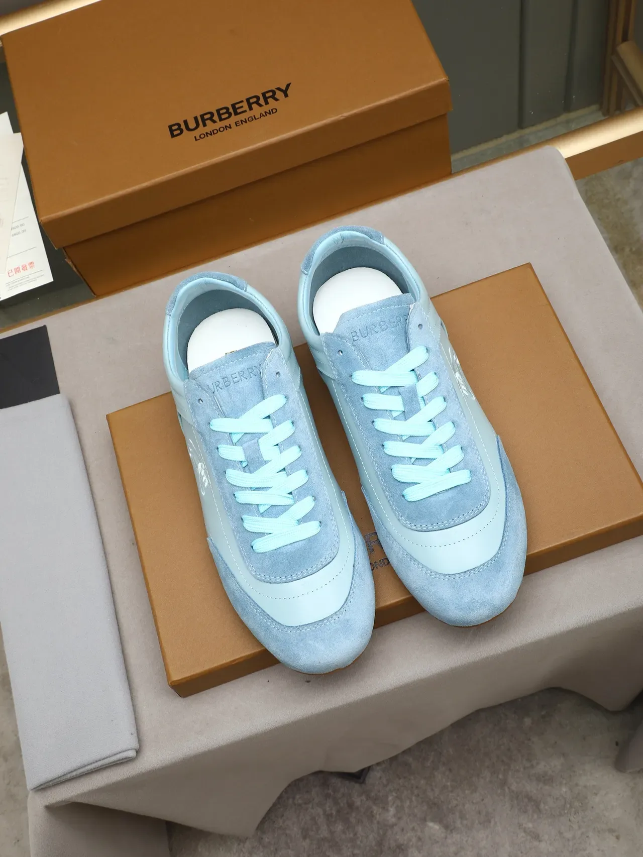 Lacoste Blue Beige Low-Top Leather-Suede Hybrid Lifestyle Sneakers 2