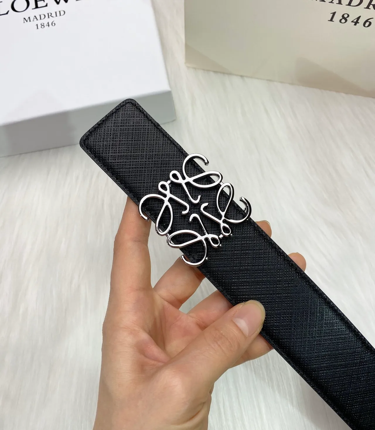 Loewe Anagram Belt काला टेक्सचर्ड लेदर बेल्ट 4
