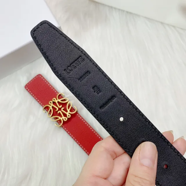Loewe Anagram Red Black Textured Pebbled Gold-Tone Buckle Leather Belt 7