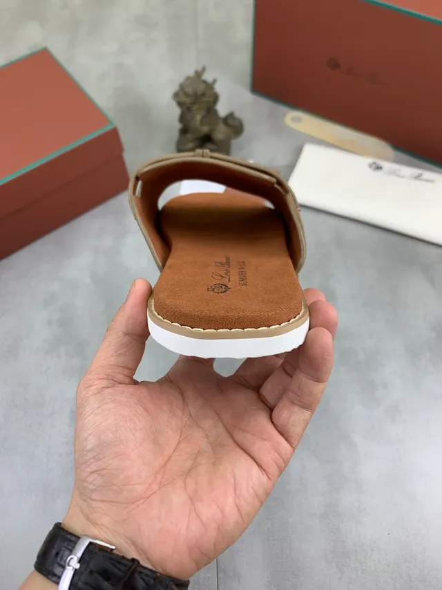 Loewe أسود بيج مفتوح الأصابع شريحة جلد علوي شبشب 3
