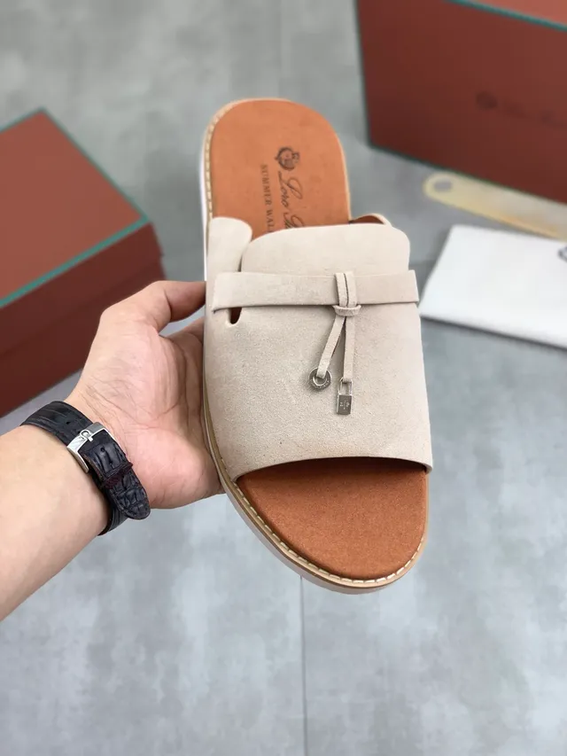 Loewe أسود بيج مفتوح الأصابع شريحة جلد علوي شبشب 15