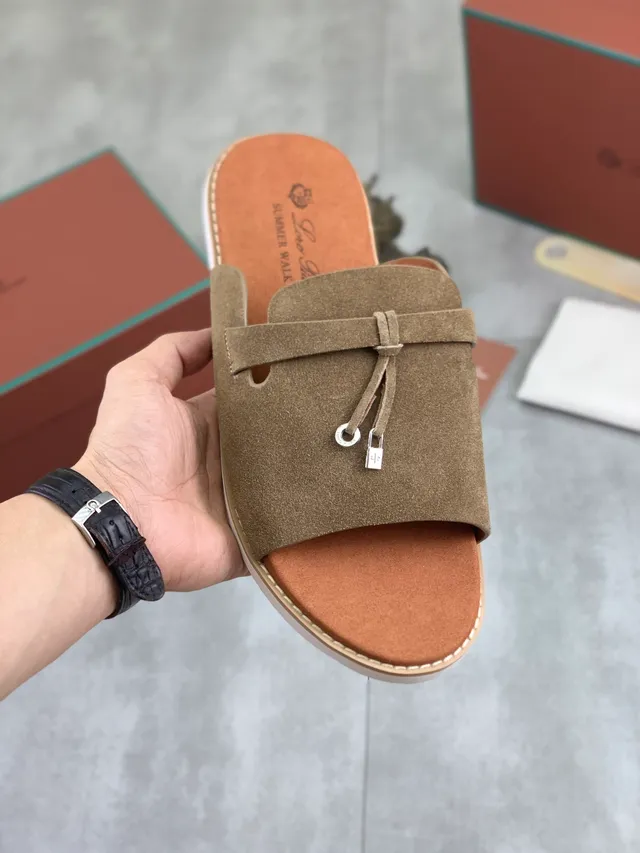 Loewe أسود بيج مفتوح الأصابع شريحة جلد علوي شبشب 18