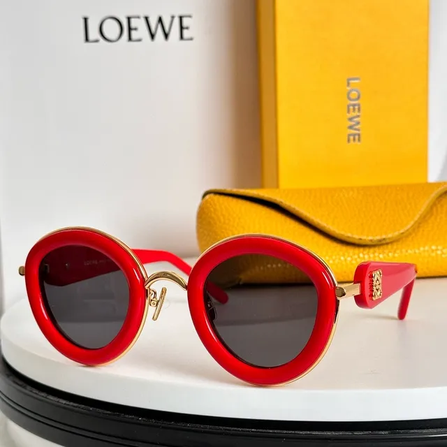 Loewe Lunettes de Soleil Ronde Double Bords Noir et Or 5