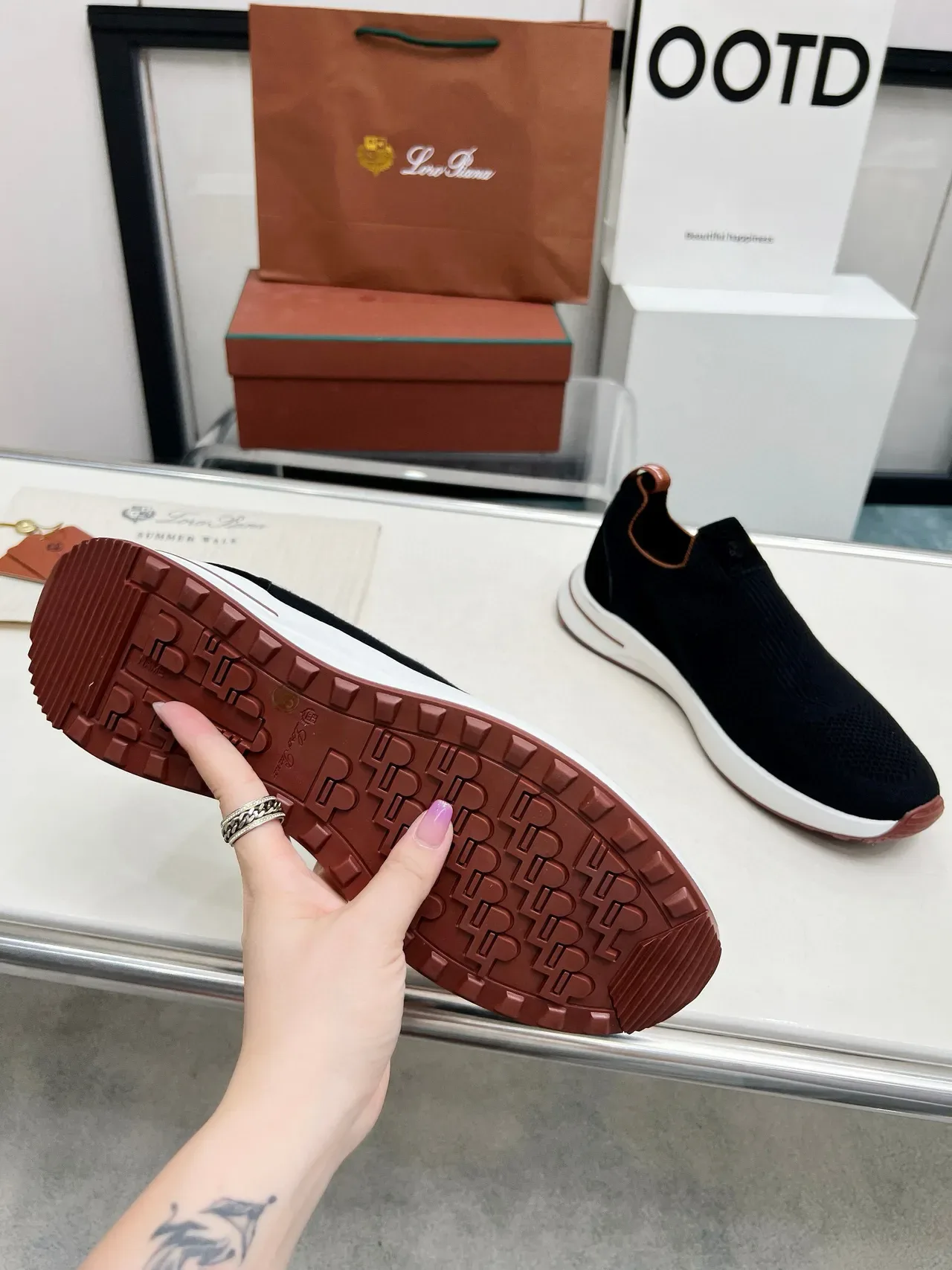 Loro Piana Preto Marrom Sapatilhas Lifestyle Slip-On em Malha com Colar de Meia Ajustável 8