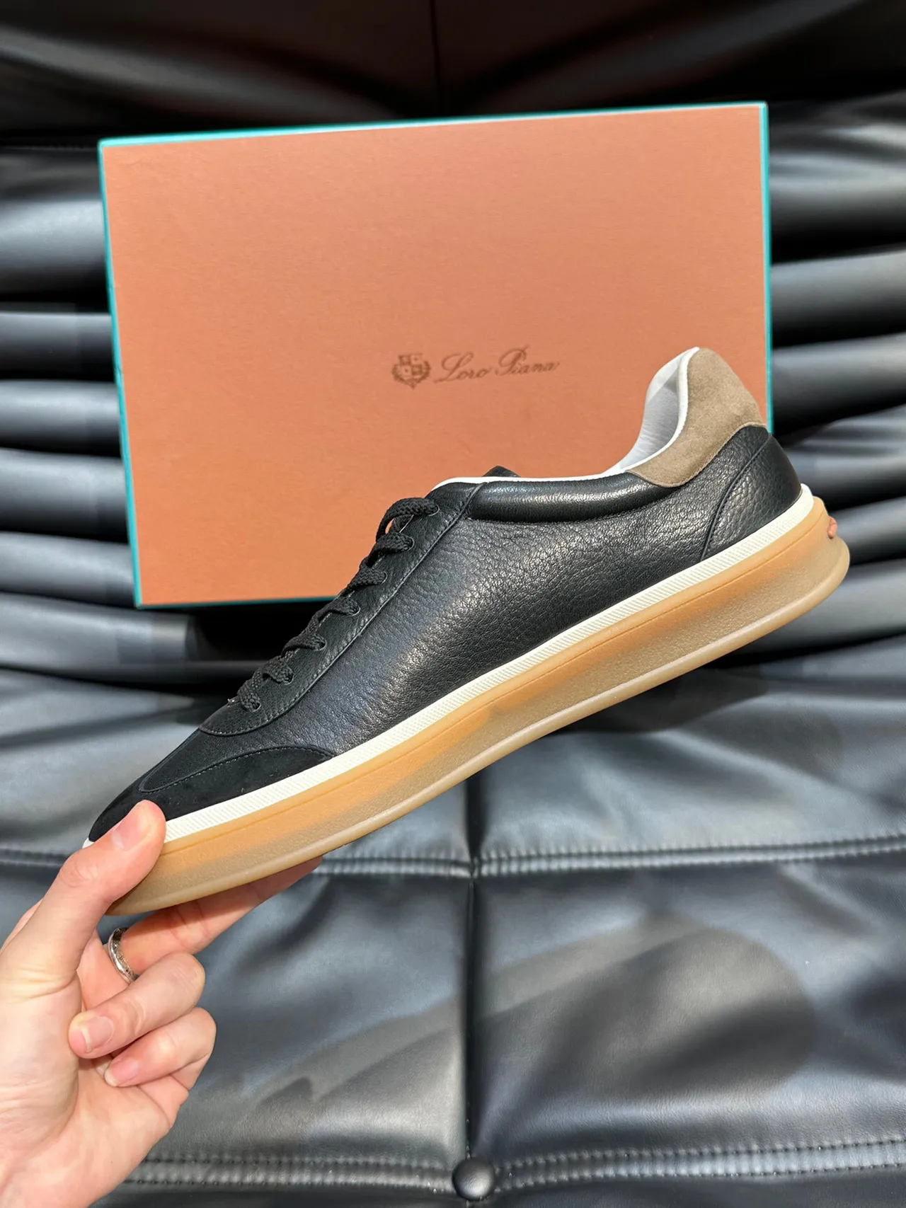 Loro Piana sneakers lifestyle noirs en cuir-suede à panneaux 7