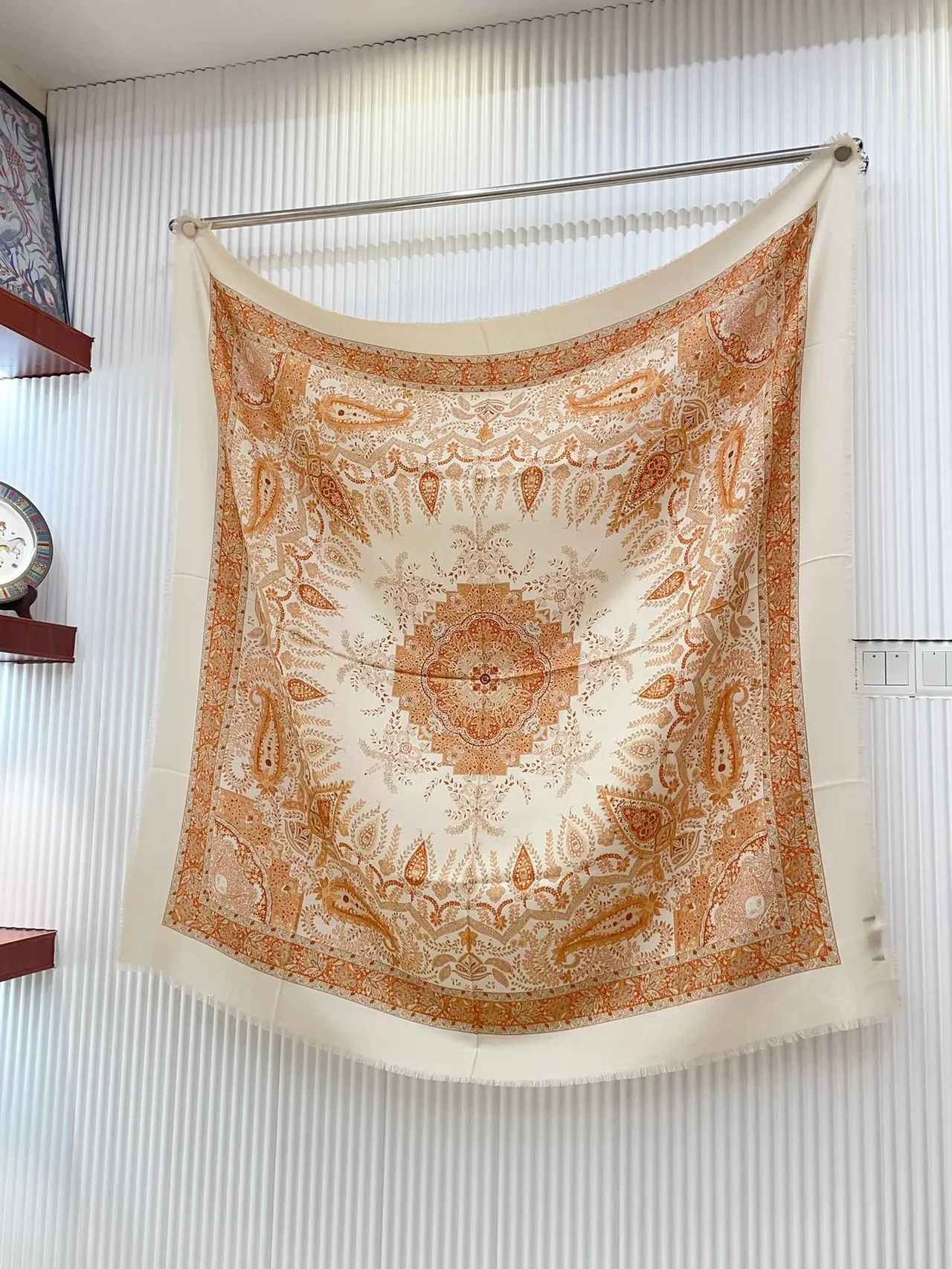Loro Piana impression de Paisley cachemire écharpe 4