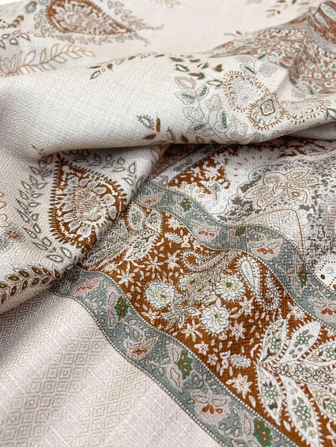 Loro Piana Paisley-Print Fringed Shawl 9