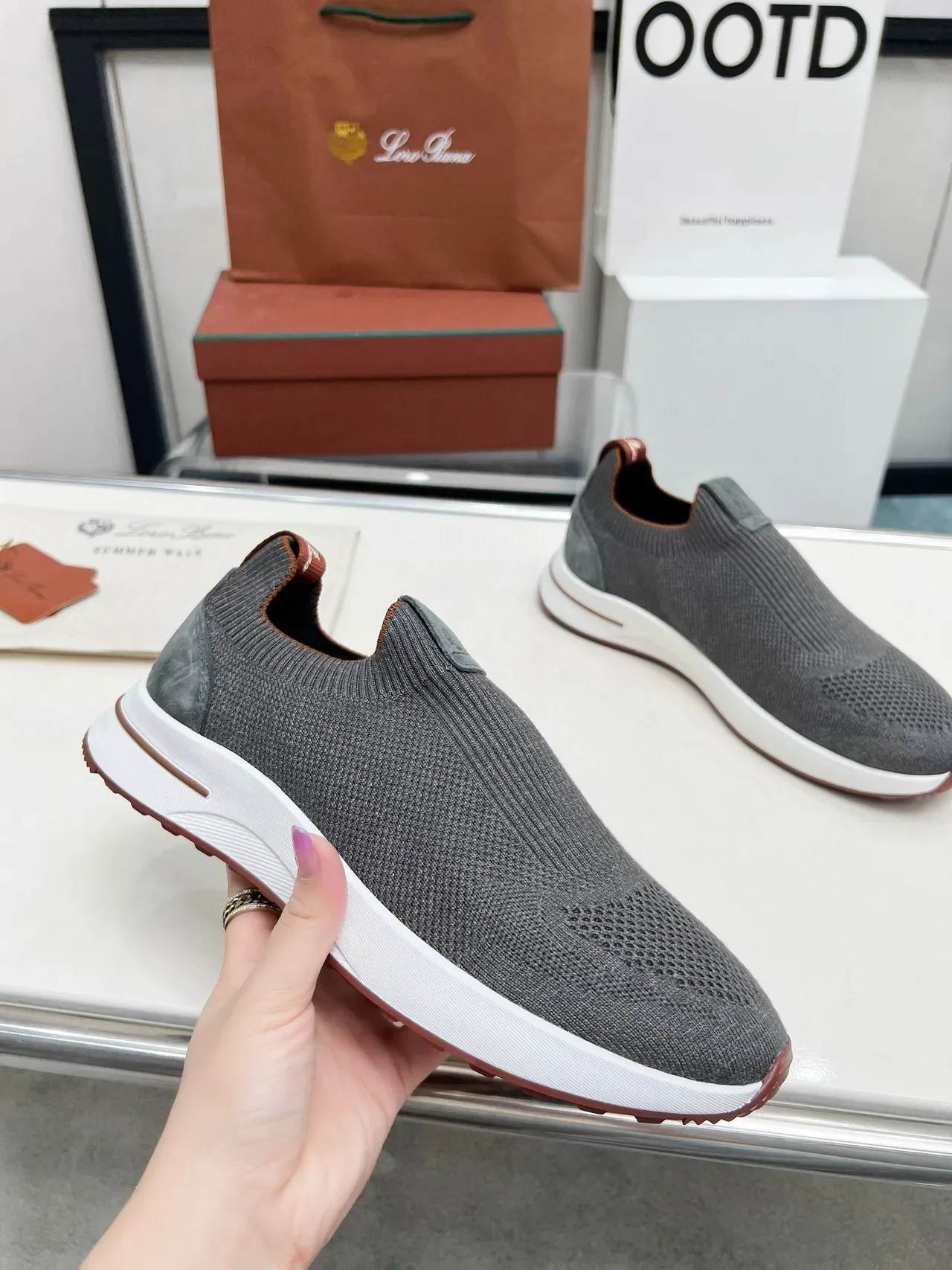 Loro Piana Summer Walk Tênis Lifestyle Slip-On em Tricô Carvão 2