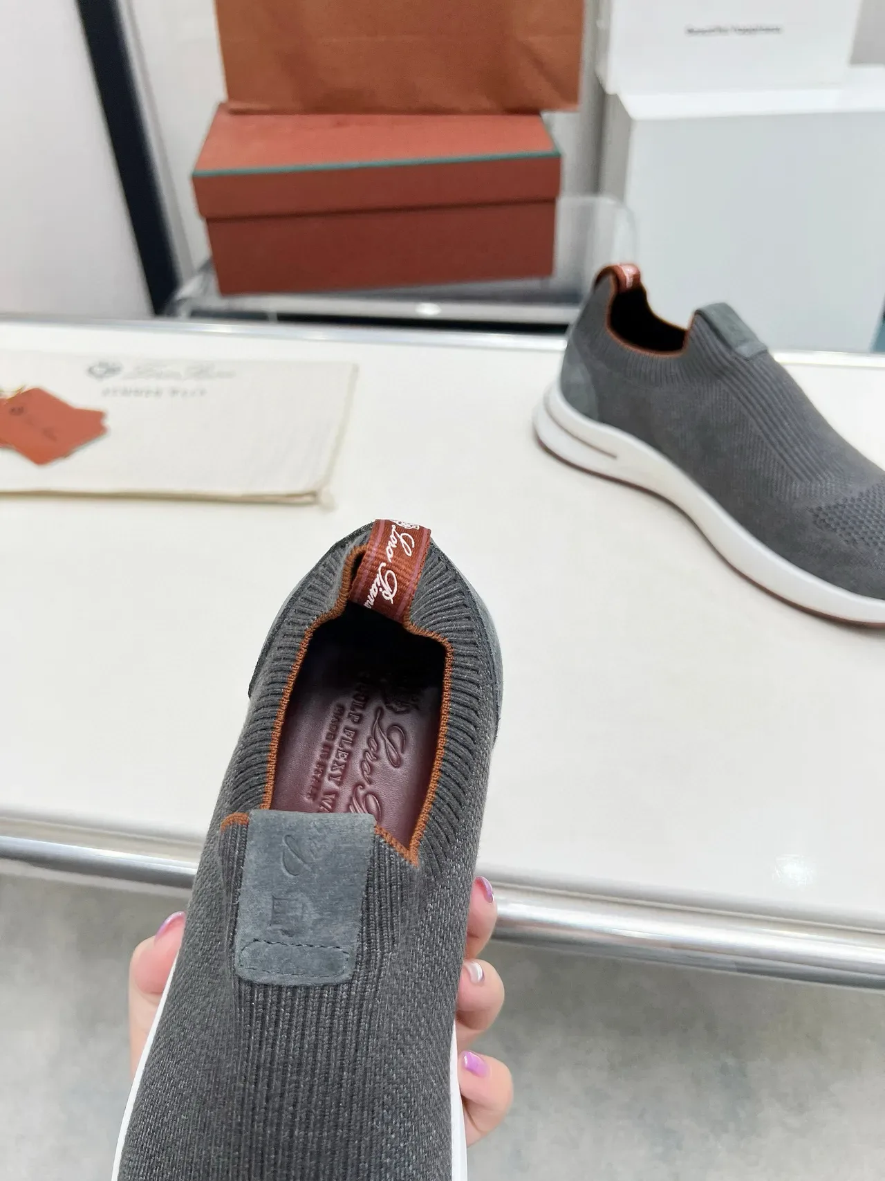 Loro Piana Summer Walk Tênis Lifestyle Slip-On em Tricô Carvão 8