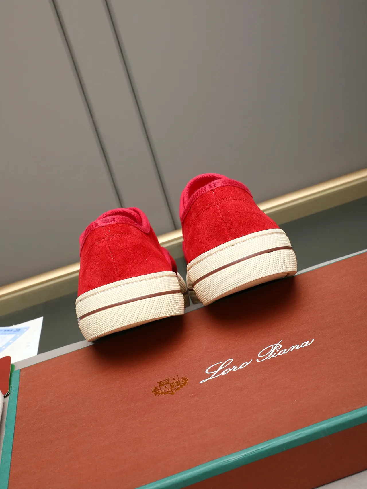 Loro Piana Summer Walk Sneaker Lifestyle Daim Rouge 3