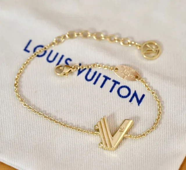 Louis Vuitton Alphabet A Gold-Tone Chain Bracelet 4