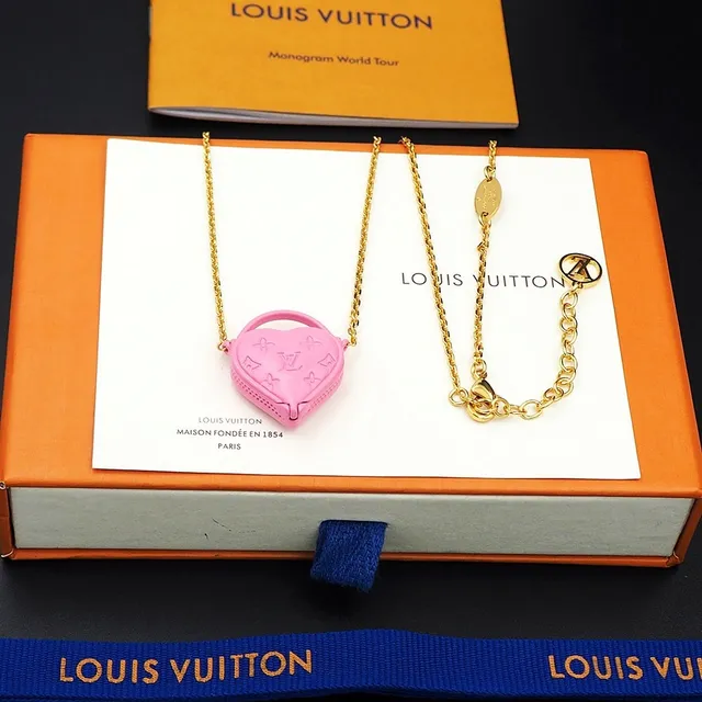 Louis Vuitton Ami de Coeur Pink Monogram Heart Necklace 3