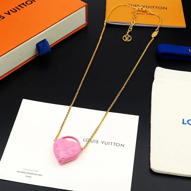 Louis Vuitton Ami de Coeur Pink Monogram Heart Necklace 5