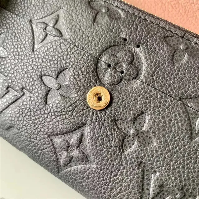 Louis Vuitton Noir Bleu Monogram Embossed Cuir Fermeture De Rabat Portefeuille Long 2