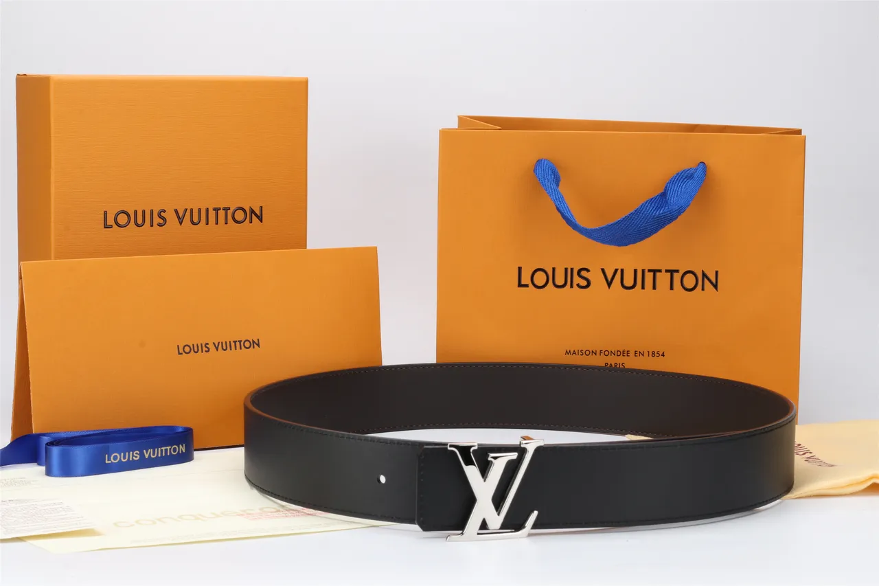 Louis Vuitton Black Brown Smooth Polished Metallic LV Monogram Buckle Leather Belt 3