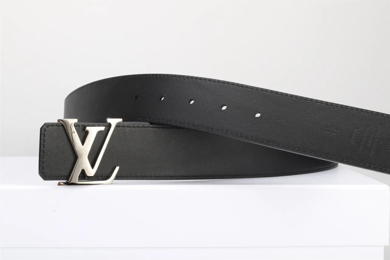 Louis Vuitton Black Brown Smooth Polished Metallic LV Monogram Buckle Leather Belt 4