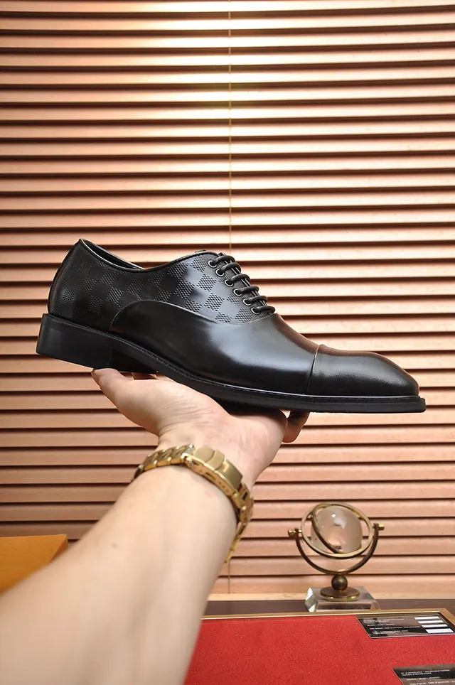 Louis Vuitton Preto Cap-Toe Damier Graphite com padrão Quartos Oxford Shoes 7