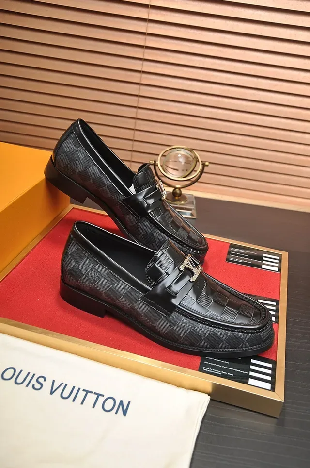 Louis Vuitton Black Gray Damier Graphite Canvas Patent Leather Strap Loafer 4
