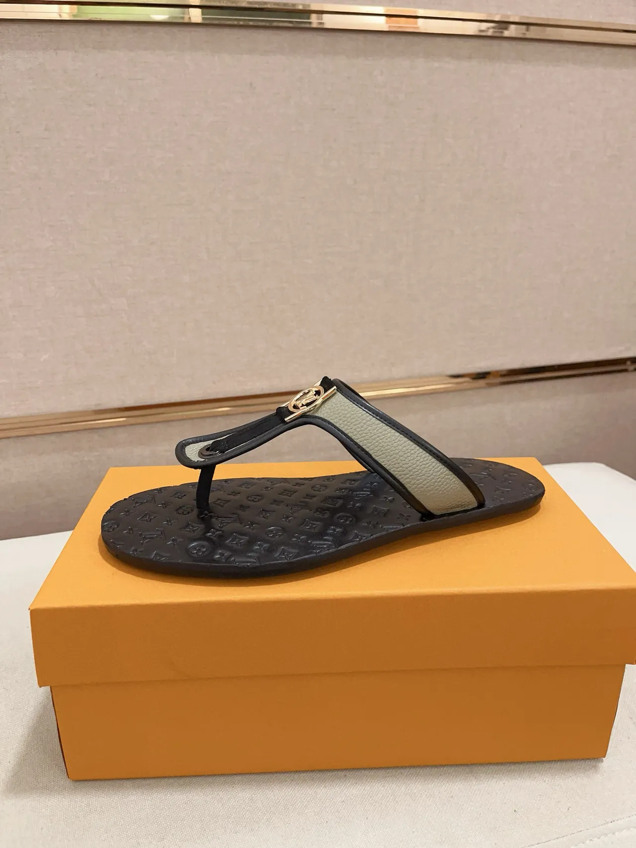 Louis Vuitton Black Multicolor Monogram-Embossed Rubber Sole Metal LV Circle Logo Buckle Slippers 10
