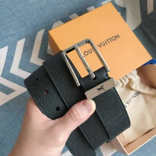 Louis Vuitton Black Silver Grained Buckle Leather Belt