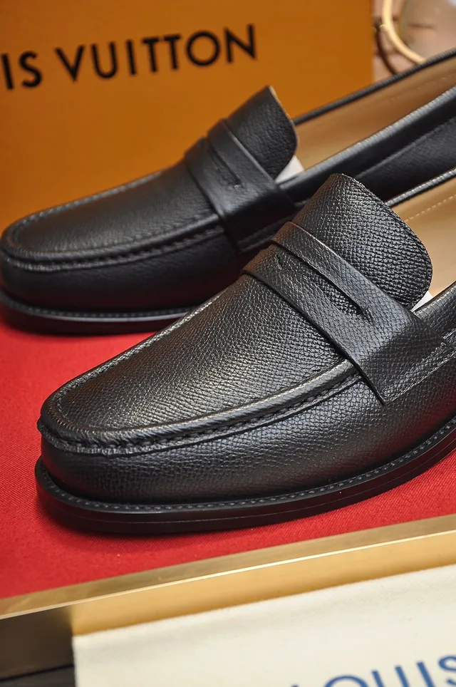 Louis Vuitton Black Textured Leather Penny Strap Loafers 2