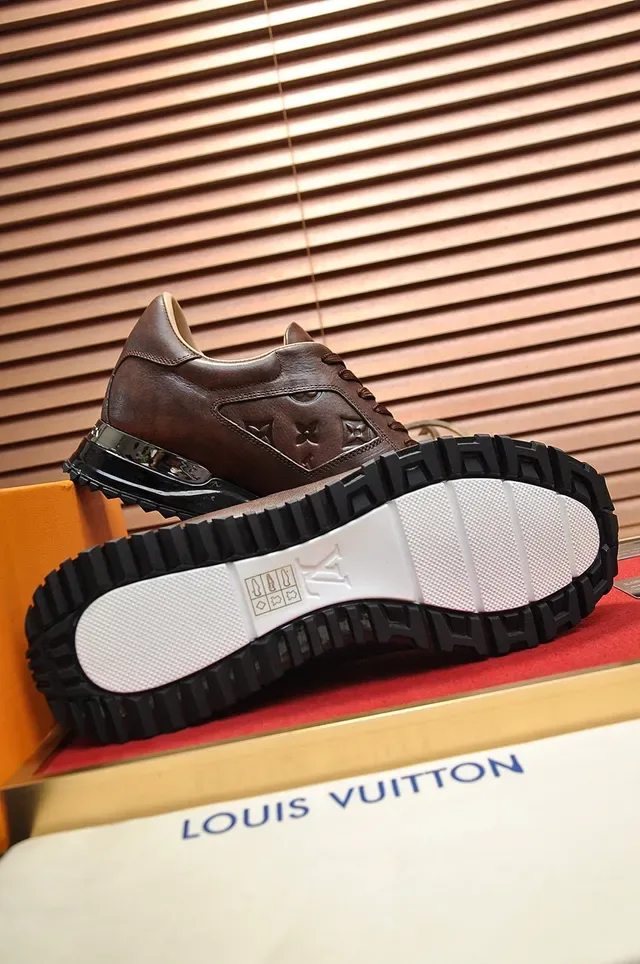 Louis Vuitton Marron Beige Monogram Embossed Cuir Sneakers Lifestyle 4