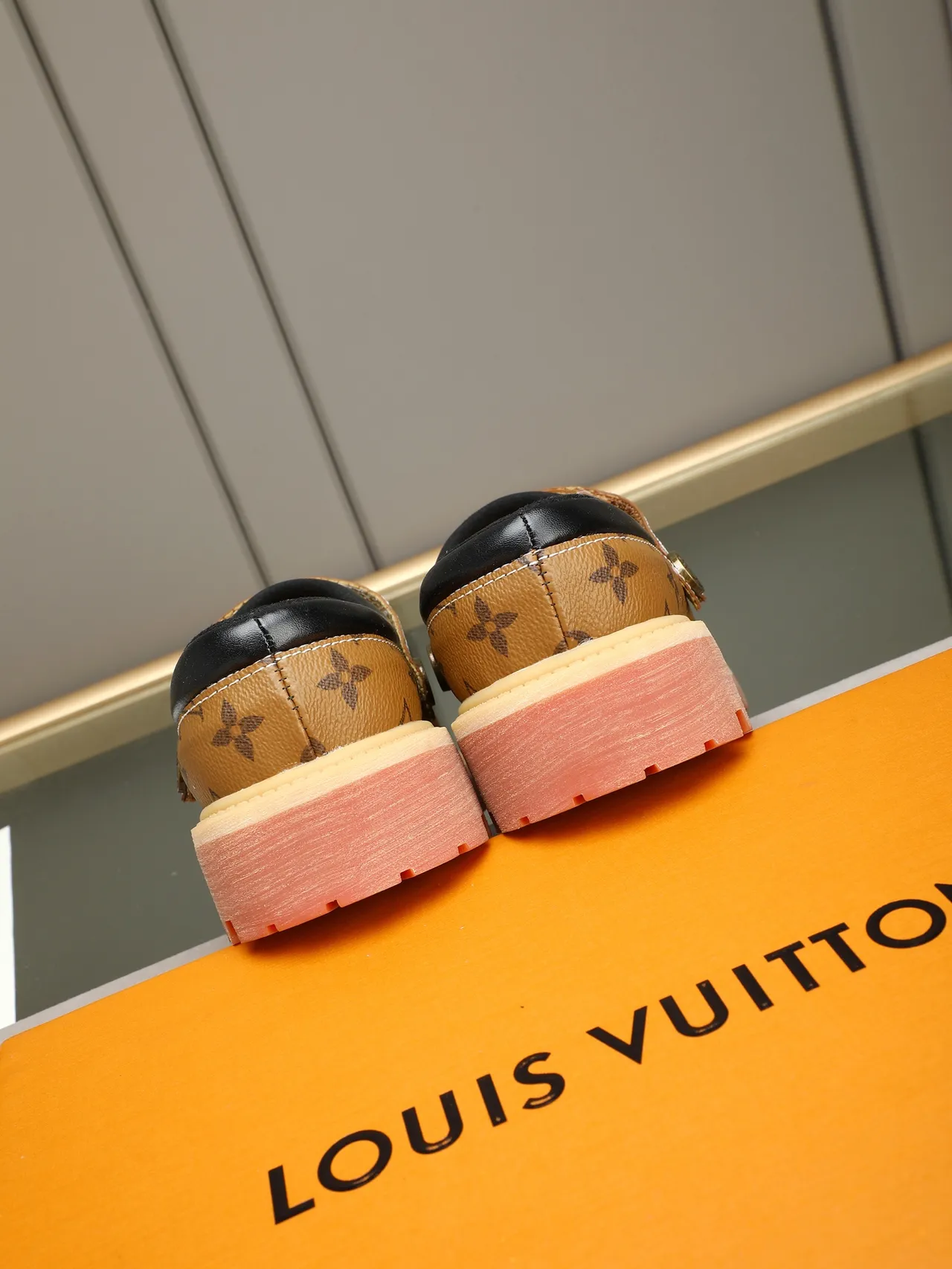 Louis Vuitton Brown Black Monogram Canvas Leather Heel Counter Casual Shoes 3