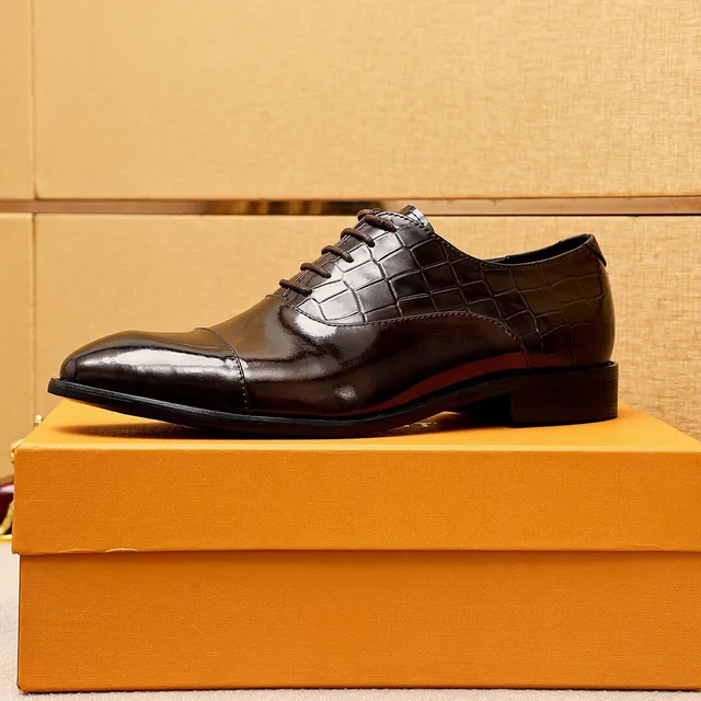 Louis Vuitton Chaussures Oxford à bout de cap embossé crocodile marron 5