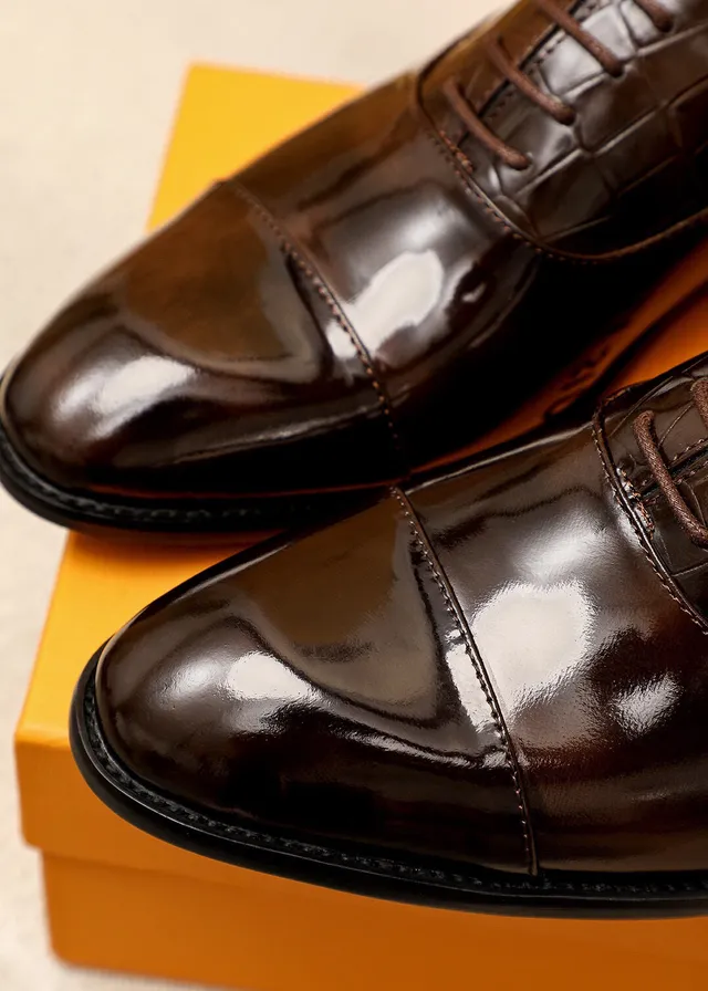 Louis Vuitton Chaussures Oxford à bout de cap embossé crocodile marron 7
