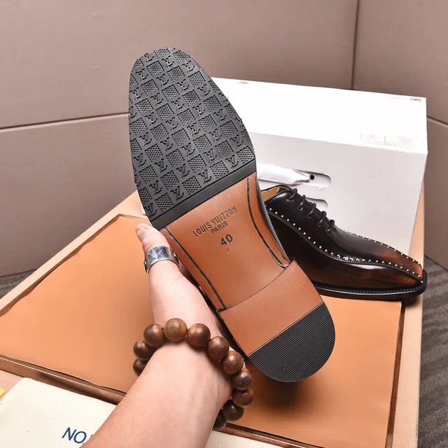 Louis Vuitton Chaussures Oxford Cap-Toe Détails avec Clous Marron 5
